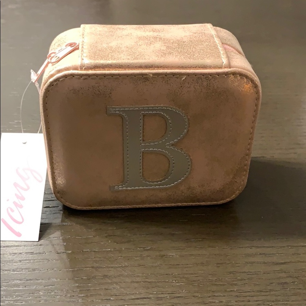 Jewelry travel case new